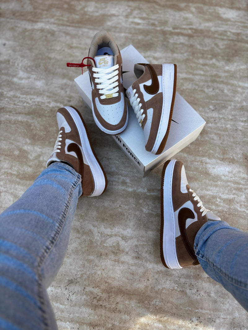 Nike Air Force Caramelo Camurça