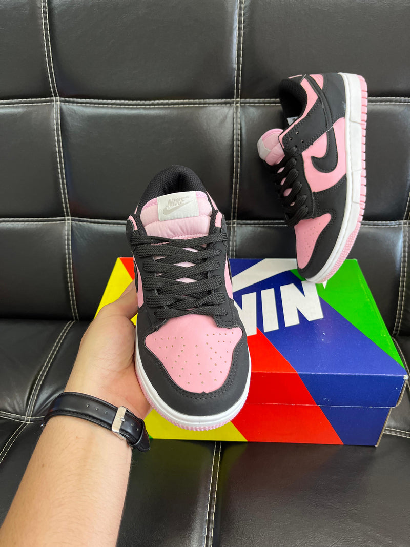 Nike Dunk Preto/Rosa