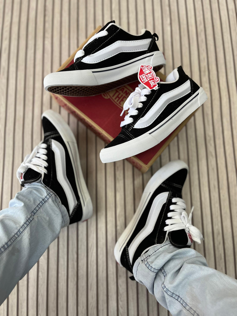 Vans Knu Skool Preto/Branco