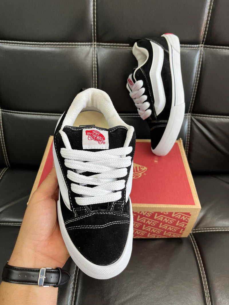 Vans Knu Skool Preto/Branco